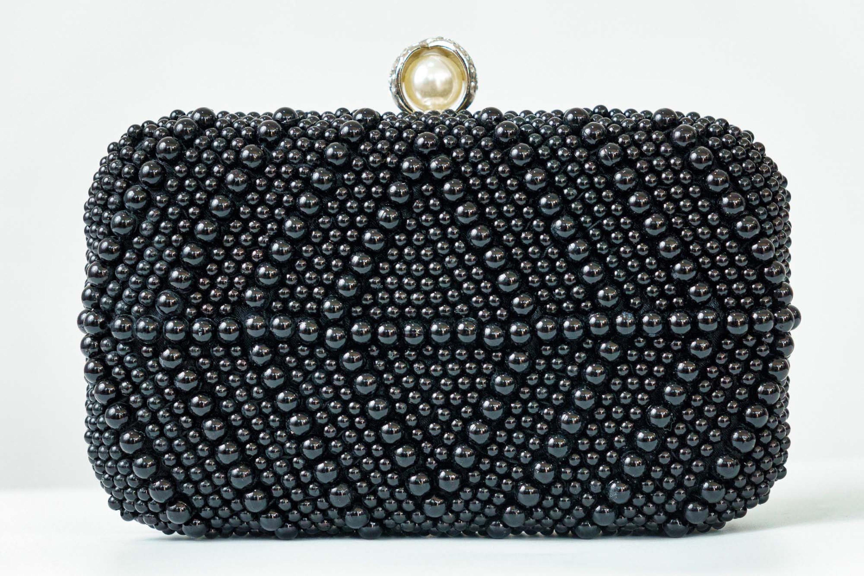 Βραδινό τσαντάκι με πέρλες και στρας