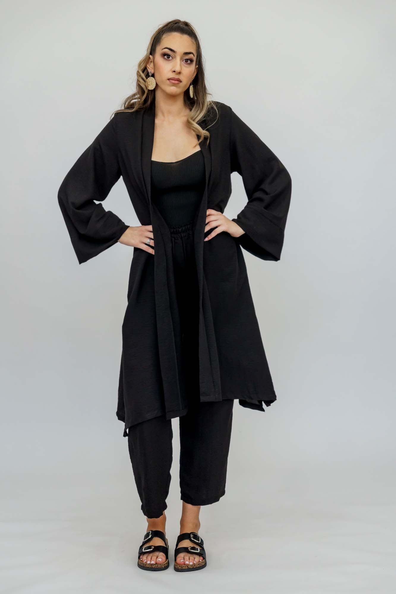 Μαύρο σετ ζακέτα-παντελόνα