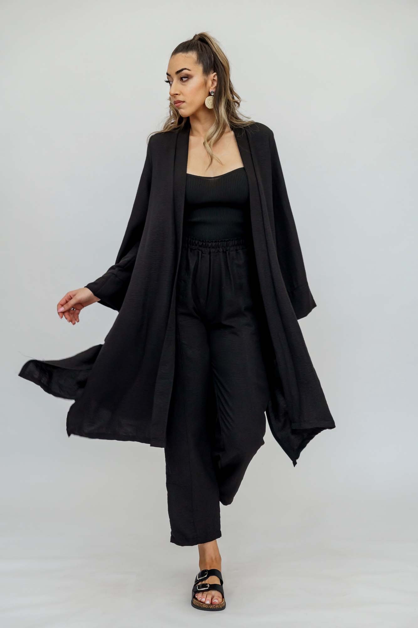 Μαύρο σετ ζακέτα-παντελόνα