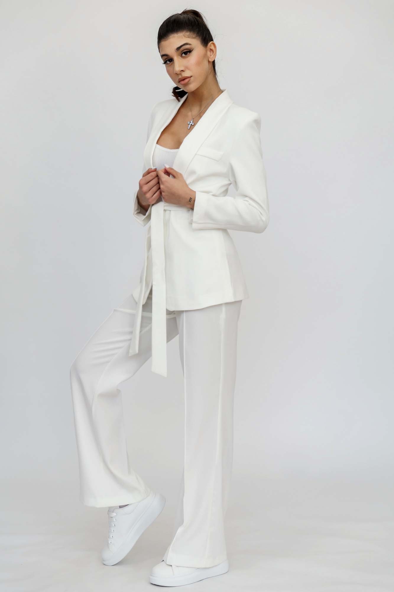 Λευκό σετ σακάκι-παντελόνα