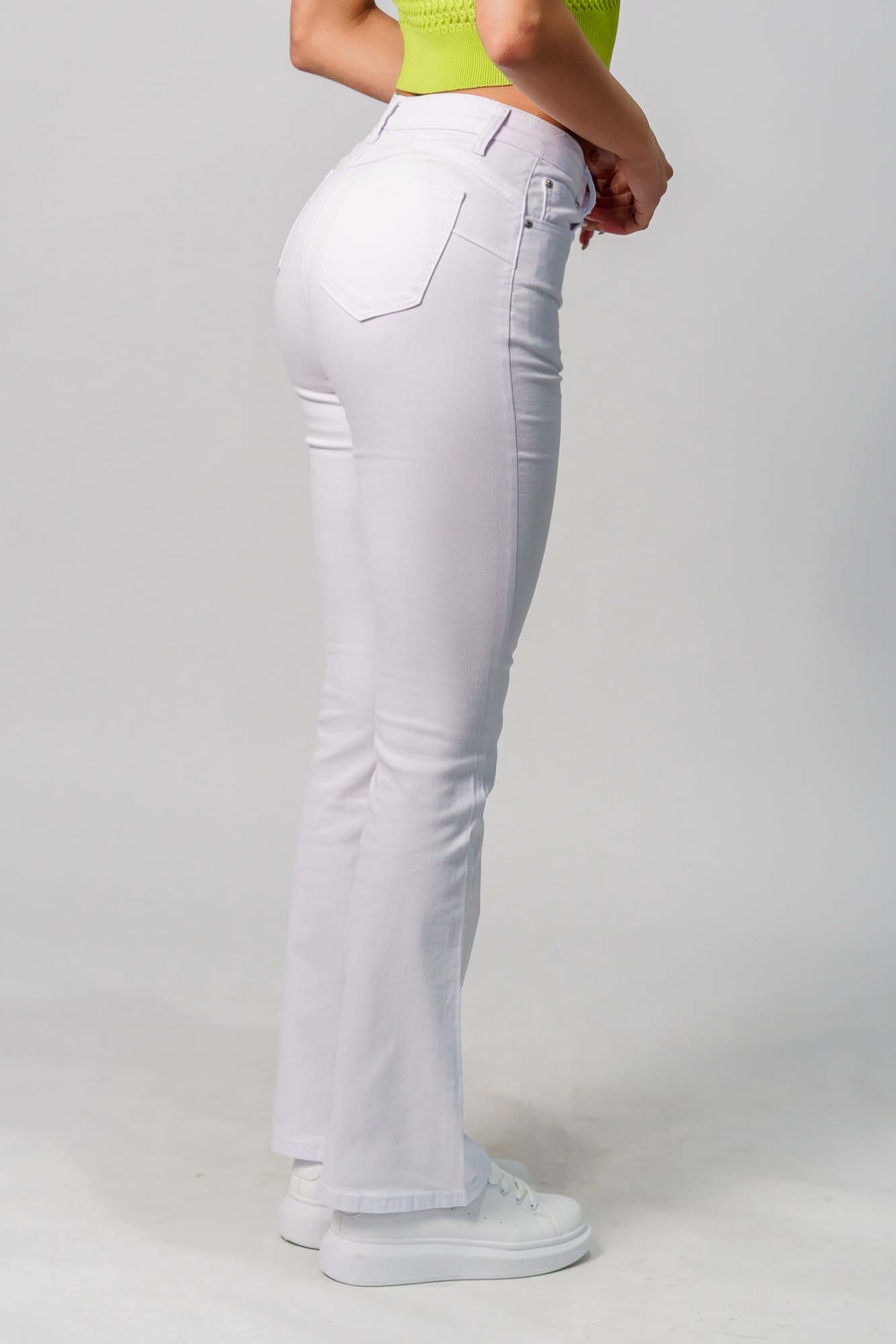 Λευκό τζιν καμπάνα